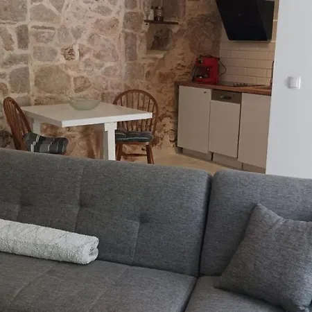 4 Limuna Apartament